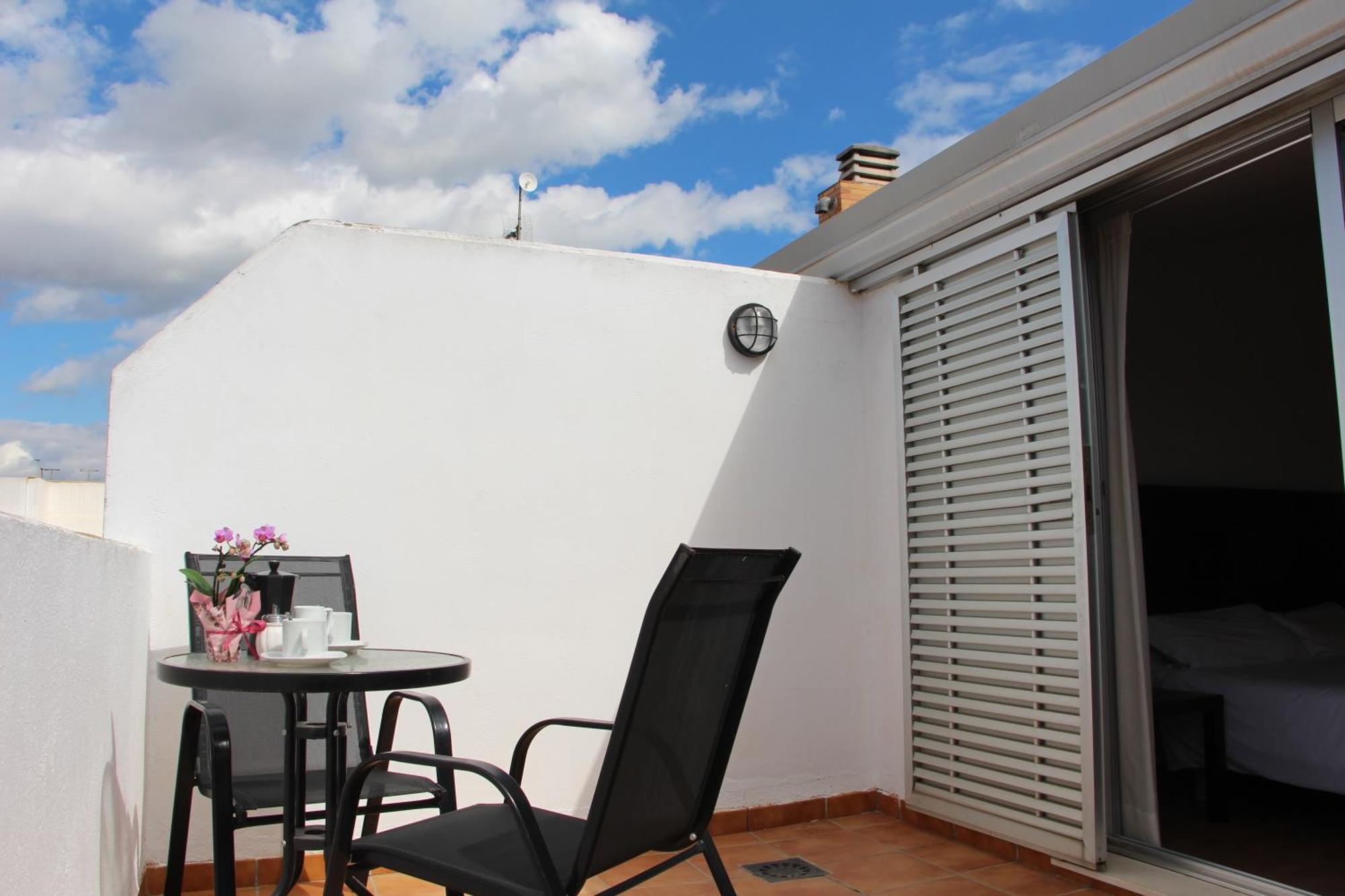 Apartamentos La Pergola Castellon Кастельон-де-ла-Плана Номер фото